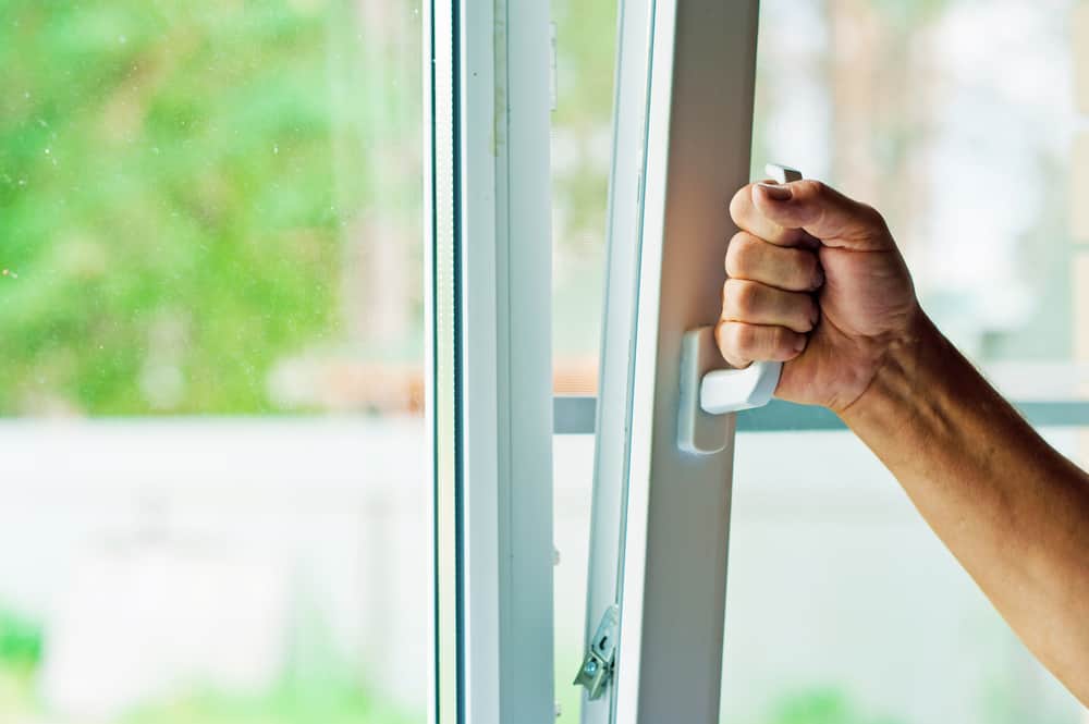 How to Open a Stuck Window? (6 Causes & Solutions)