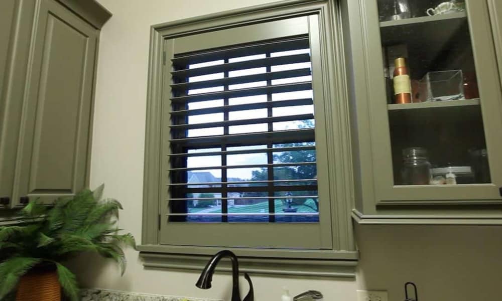How to make plantation shutters