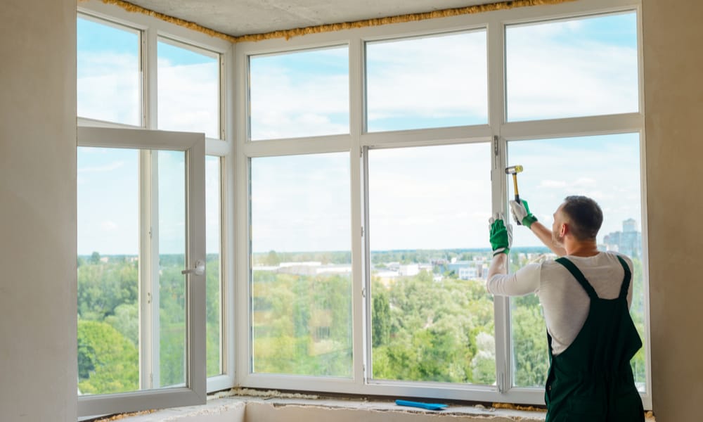 Storm Windows vs. Replacement Windows: Which is a Better?