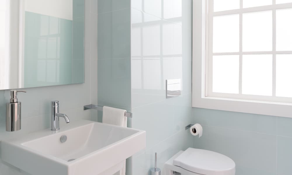 31 Stylish Bathroom Window Ideas - Why Do Some Bathrooms Have Windows