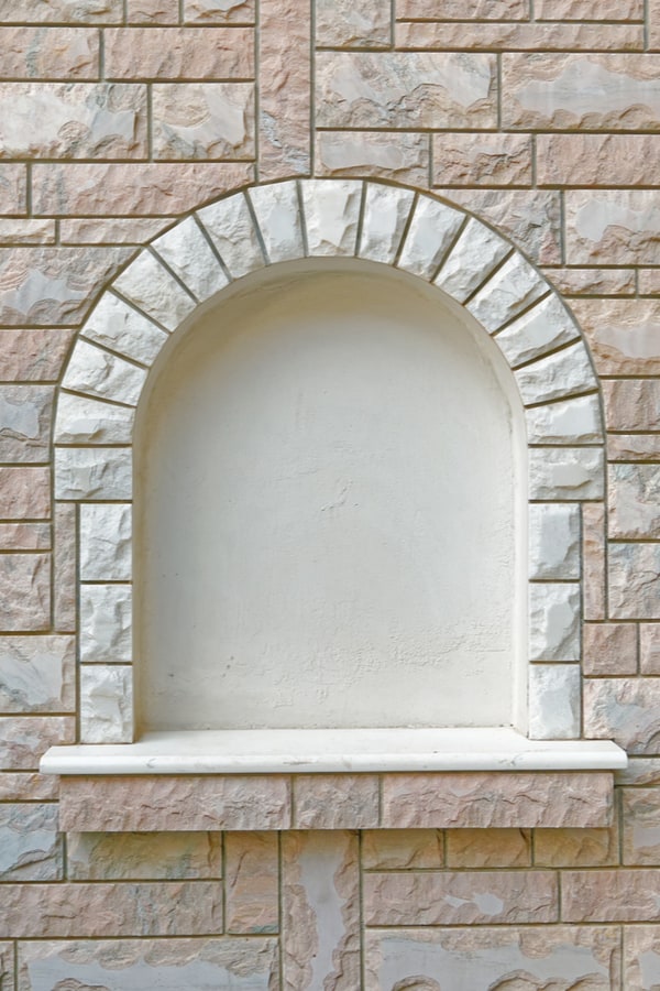 Glassless Arch