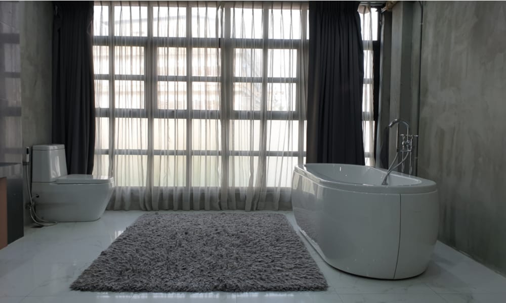 How To Choose Bathroom Window Curtains, How To Choose A Shower Curtain For Small Bathroom