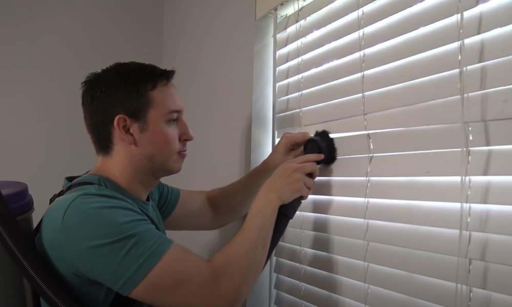 Move the Brush across the Blinds