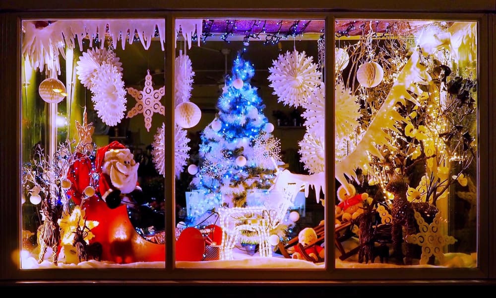 Santa/'s Quarters Holiday Ornaments White Frost Silver Glitter and Silver Shiny Nativity Scene