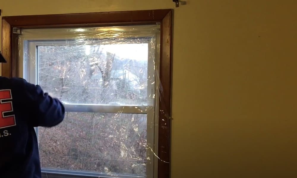 Plastic for Windows: Is It A Good Idea for Winter?