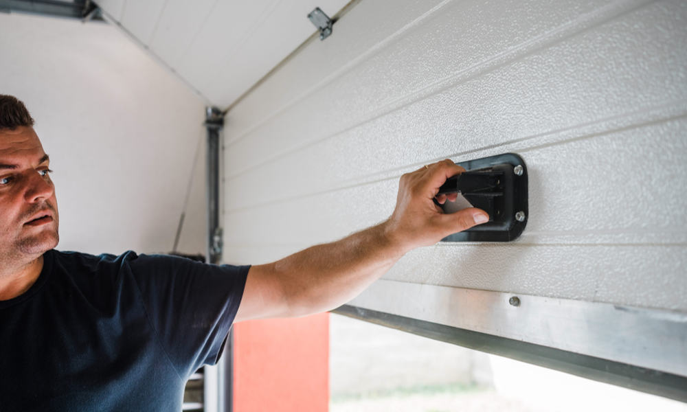 3 Ways To Open Garage Door Manually Without Power