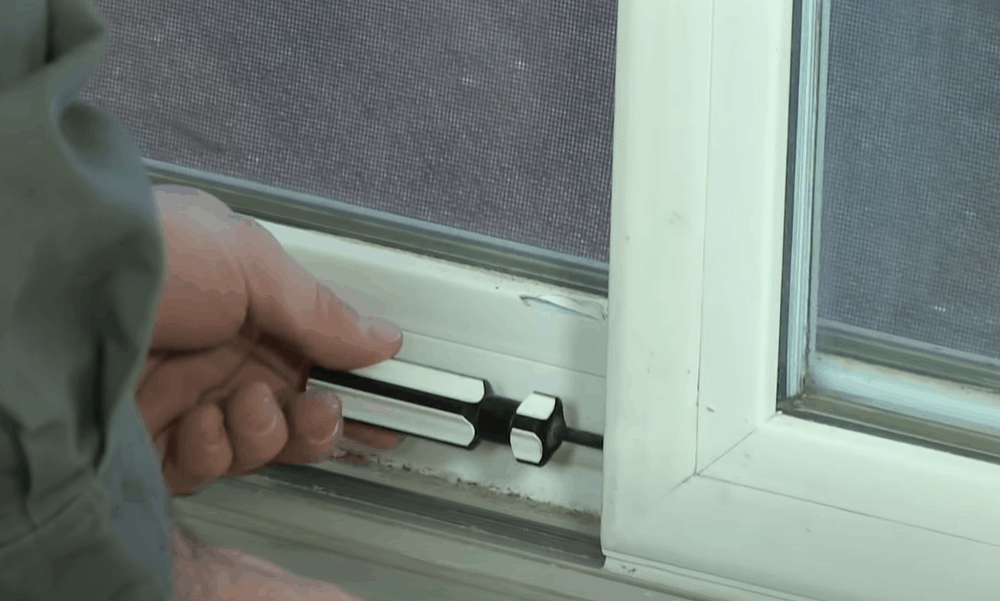 How To Remove A Sliding Glass Door, How To Clean Aluminum Tracks On Sliding Glass Doors