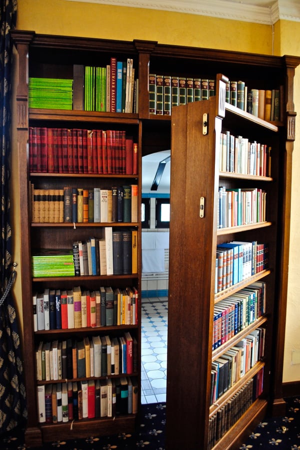 Homemade Door Plans You Can Diy, Sliding Bookcase Door Diy