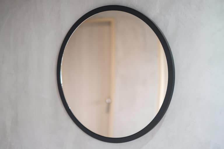 9 Easy Ways to Hang a Mirror on a Door