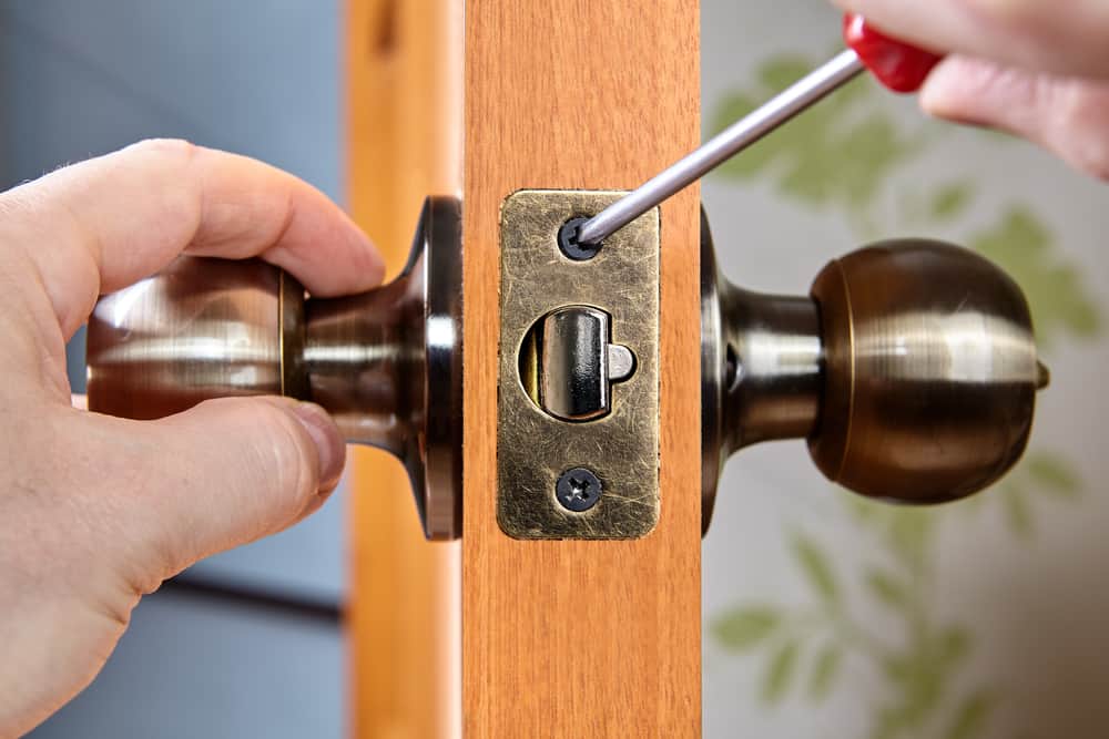 How to Fix Loose Door Knob