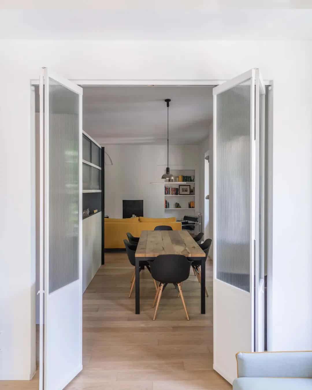 How Do You Install Pella Bi-fold Patio Doors in Your House?