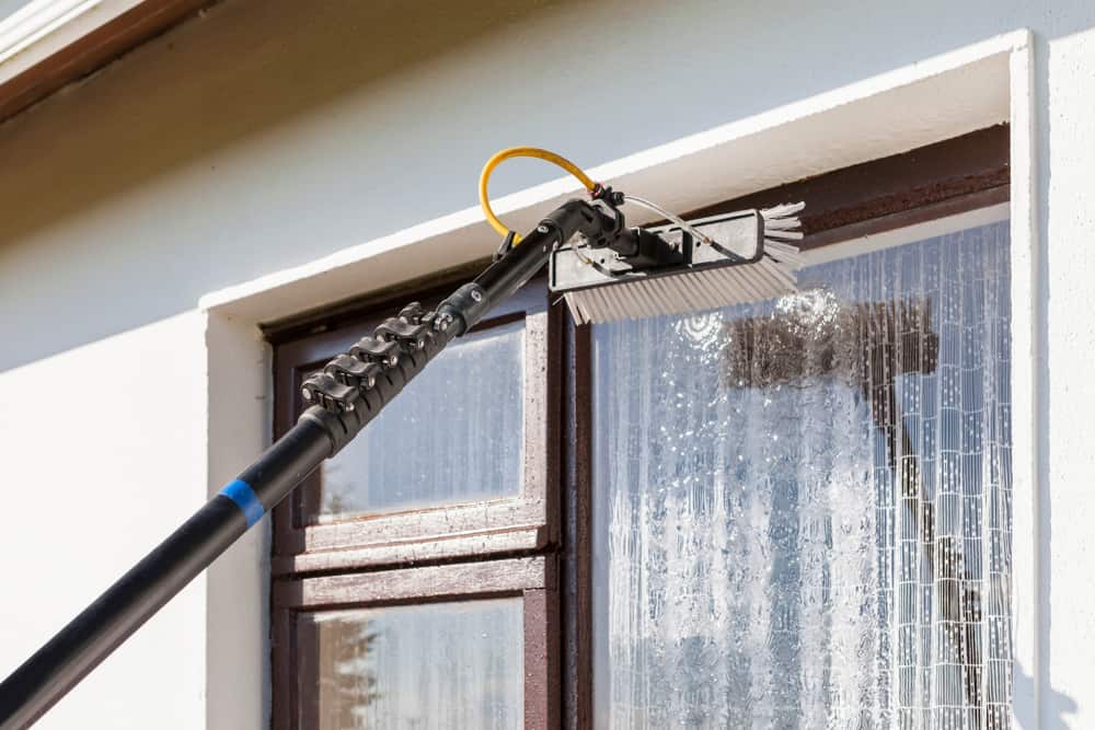 How to Clean Outside Windows You Can't Reach