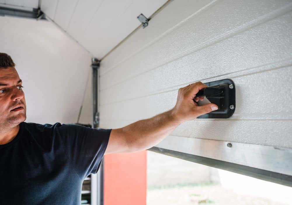 How to measure a garage door handle height