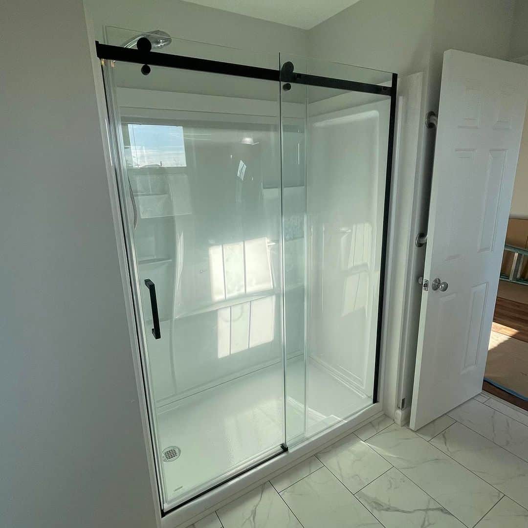 Semi-Frameless Shower Door