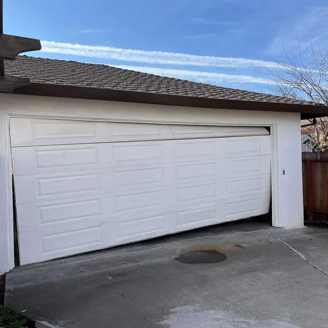 What Is the Average Garage Door Repair Cost?