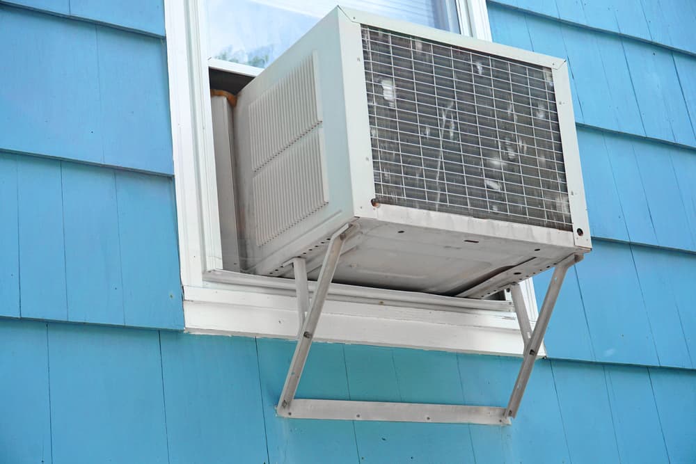 how long does freon last in a window air conditioner