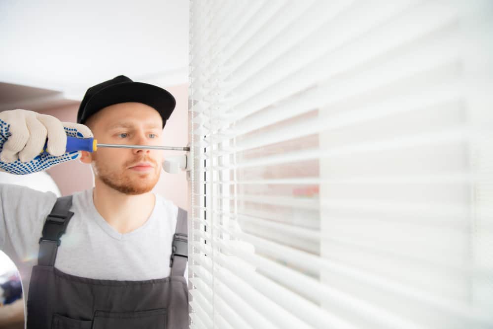 how much do blinds cost