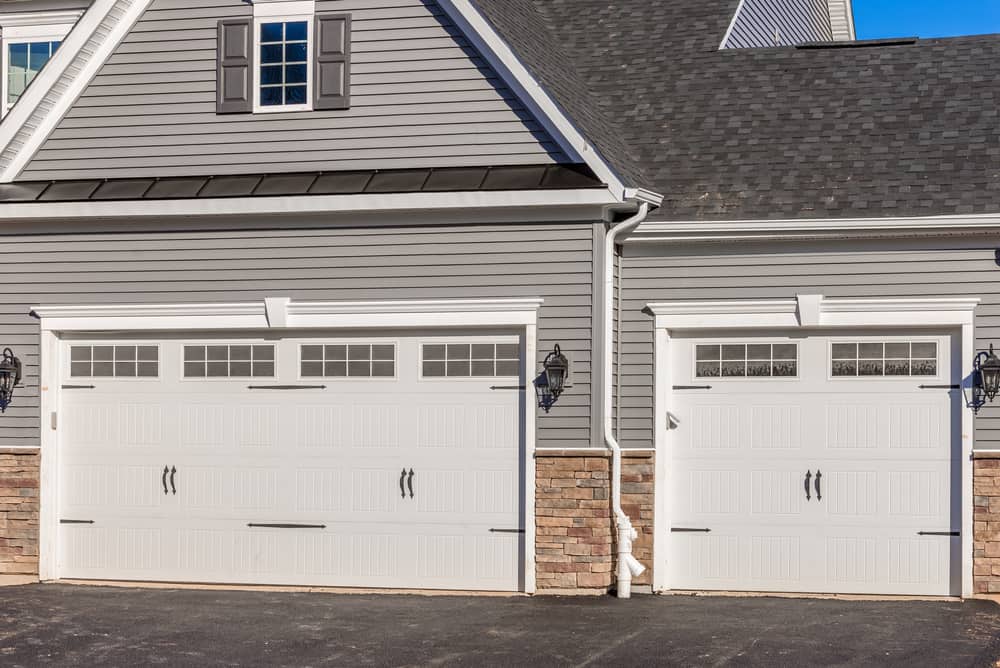 how much does it cost to insulate a garage door