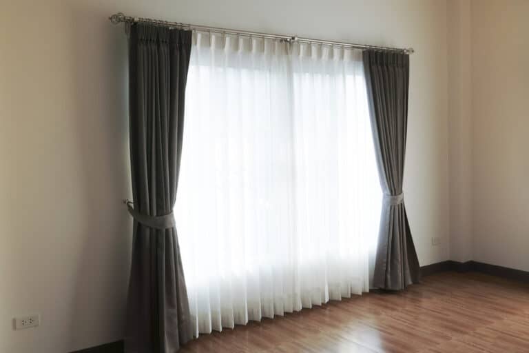How To Choose Rght Window Curtain Length? (Easy Steps)