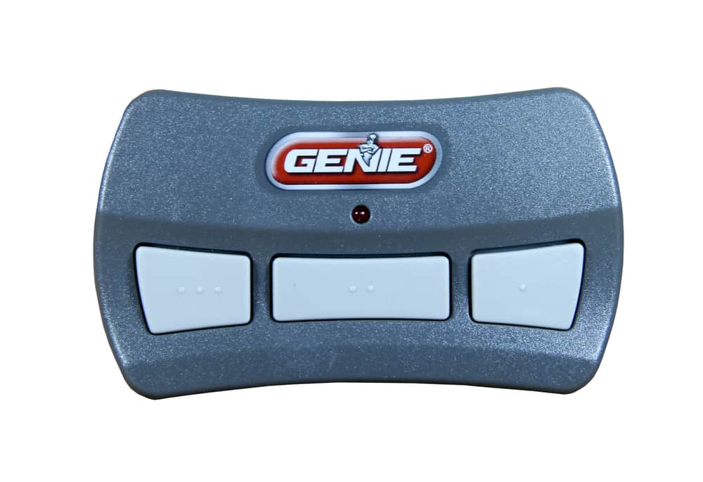 How To Quickly Fix A Blinking Red Light On A Genie Garage Door Opener？